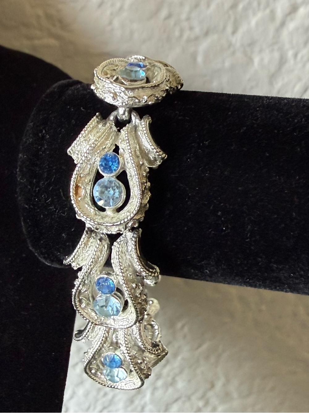 Vintage Coro Blue Rhinestones Bright Silver Tone Bracelet